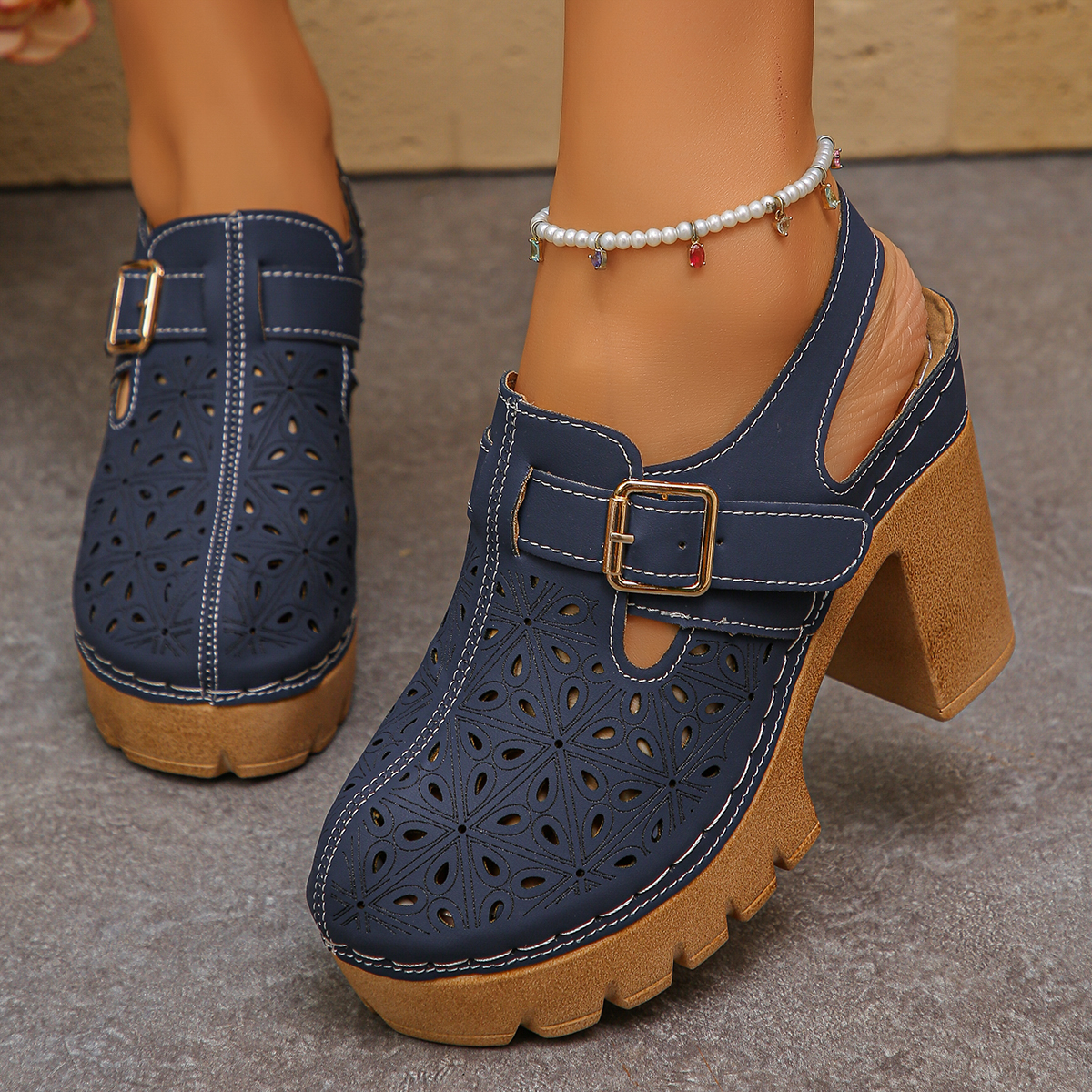 Large Size Women's Thick Heel  - Casual Sandal Leather recension och pris